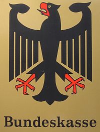 Behörtdenschild der Bundeskasse mit Bundesadler und dem Schriftzug Bundeskasse